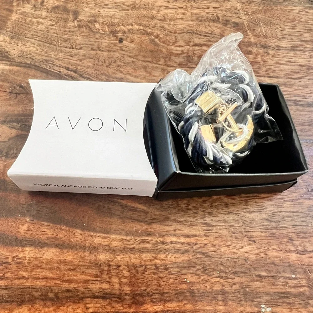 Avon Nautical Anchor Cord Bracelet NOS in Box Navy White Rope w/ Gold Anchor‎